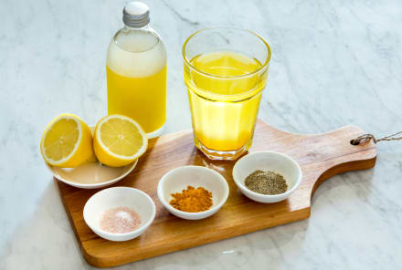 A Beginner's Guide To Apple Cider Vinegar: Benefits, Safety & Use