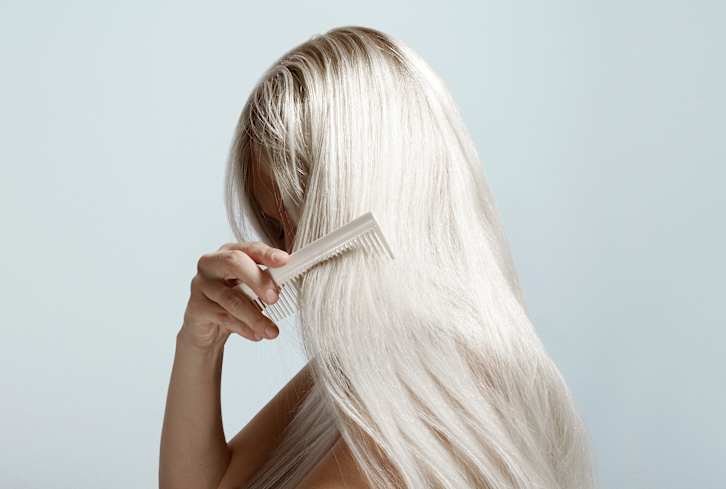 DIY Baking Soda Shampoo: Try This Clarifying Hair & Scalp Wash